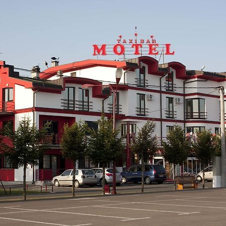 Taxi Bar Motel Bosanska Gradiska Kültér fotó