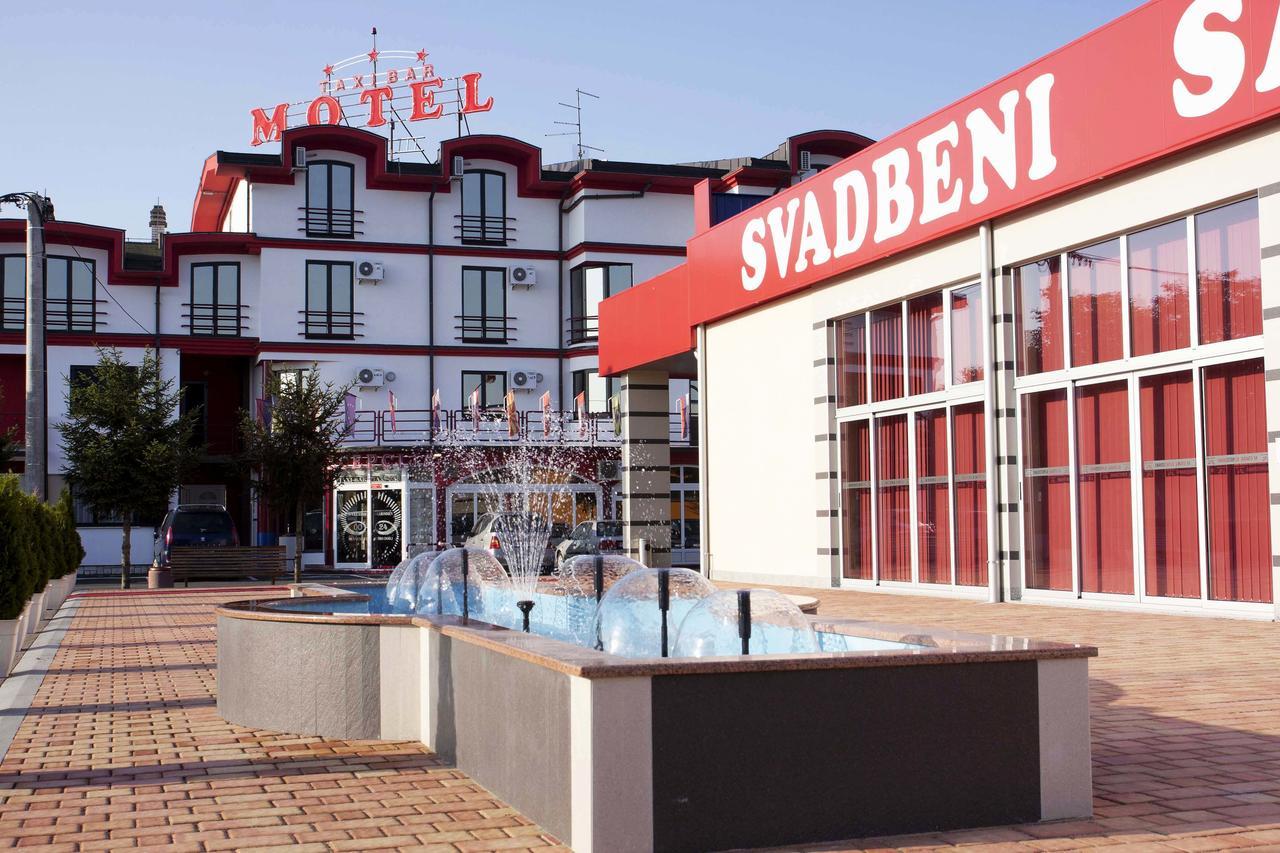 Taxi Bar Motel Bosanska Gradiska Kültér fotó